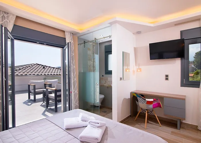 Semiramis Luxury 3*