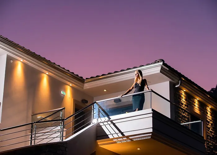 Semiramis Luxury شقة فندقية خْريسيا أموذيا