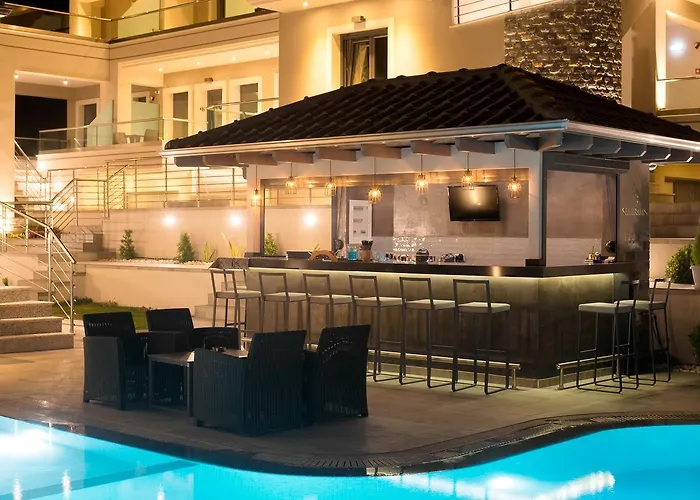 Semiramis Luxury 3*