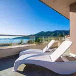 Apart-hotel Semiramis Luxury 3*