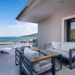 Apart-hotel Semiramis Luxury 3*
