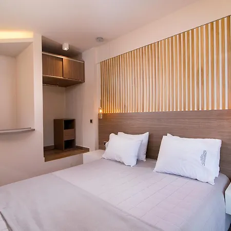 아파트호텔 Semiramis Luxury 3*