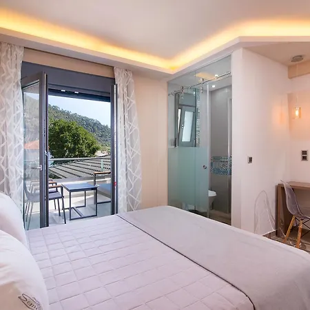 아파트호텔 Semiramis Luxury 3*