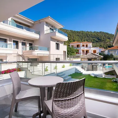 Semiramis Luxury 3* Chrisi Ammoudia