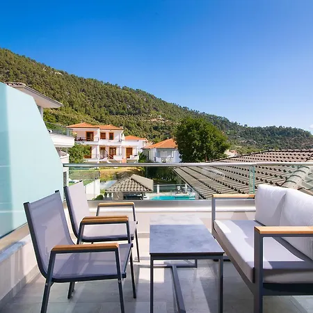 Apart-hotel Semiramis Luxury 3*