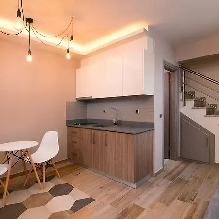 아파트호텔 Semiramis Luxury 크리시 아모우디아