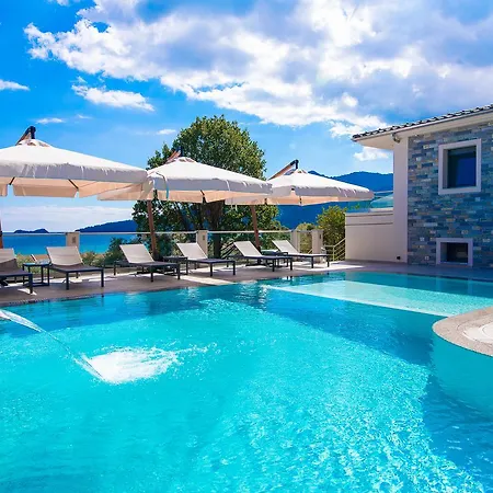 Semiramis Luxury *