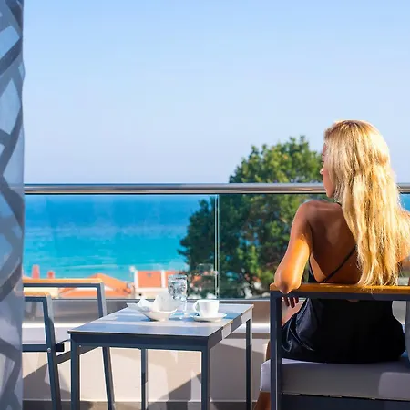 Semiramis Luxury 3*
