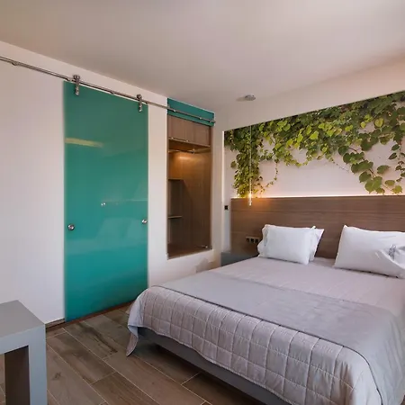 아파트호텔 Semiramis Luxury 3*