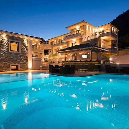 Semiramis Luxury * Chrysi Ammoudia