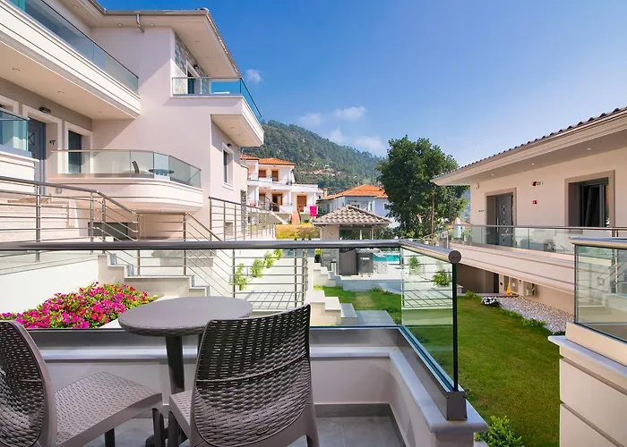 Semiramis Luxury 3* Chrysi Ammoudia